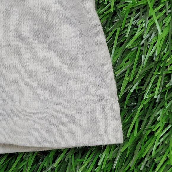 Vintage 1995 Bugs-Bunny Shirt Womens 2XL 25x31 Faded - Picture 16 of 16